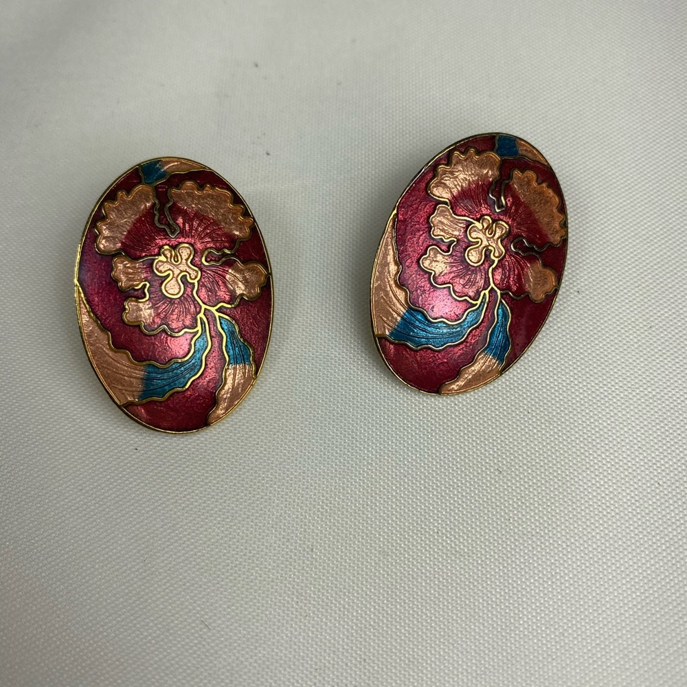 Vintage button earrings
